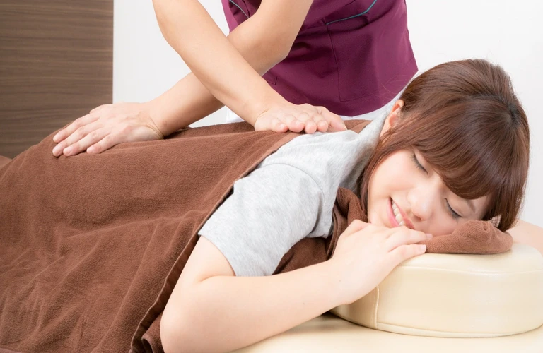 肩こり・腰痛を解消する新しい一歩を、ほぐしやSUNで！
